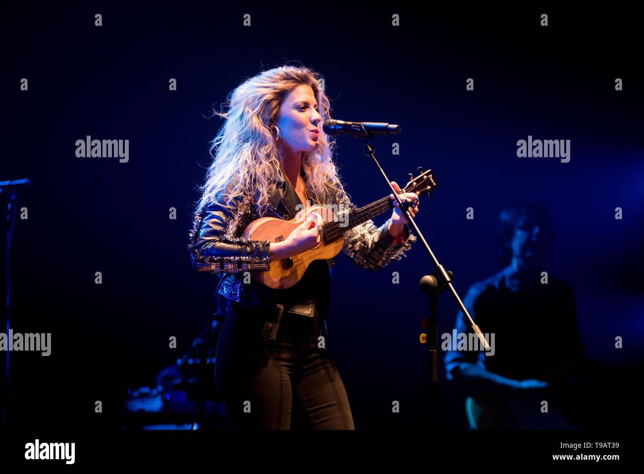 Miriam rodriguez hires stock photography and images Alamy