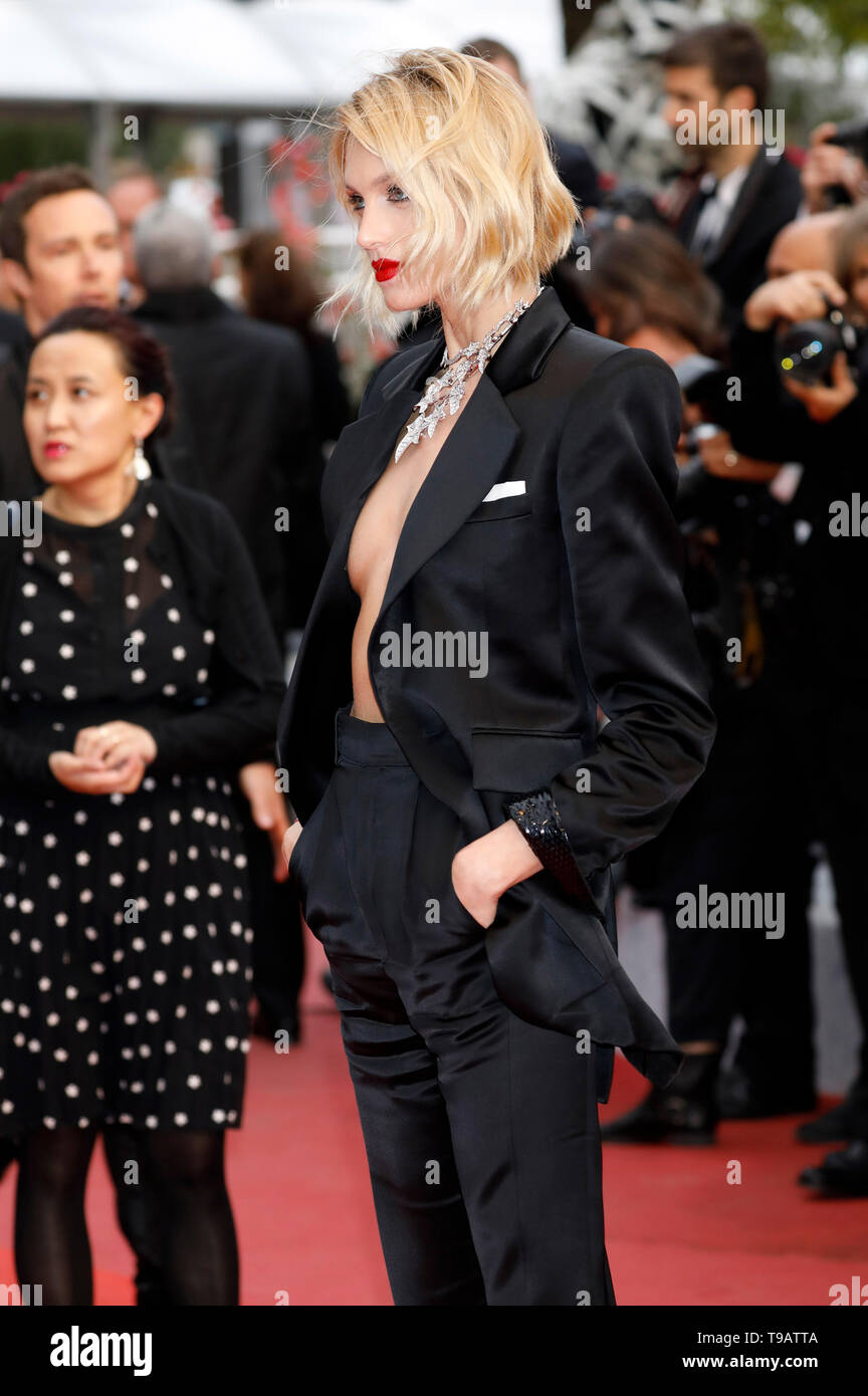 Anja Rubik attending the 'Pain and Glory / Dolor y gloria / Leid und Herrlichkeit' premiere during the 72nd Cannes Film Festival at the Palais des Festivals on May 17, 2019 in Cannes, France Stock Photo