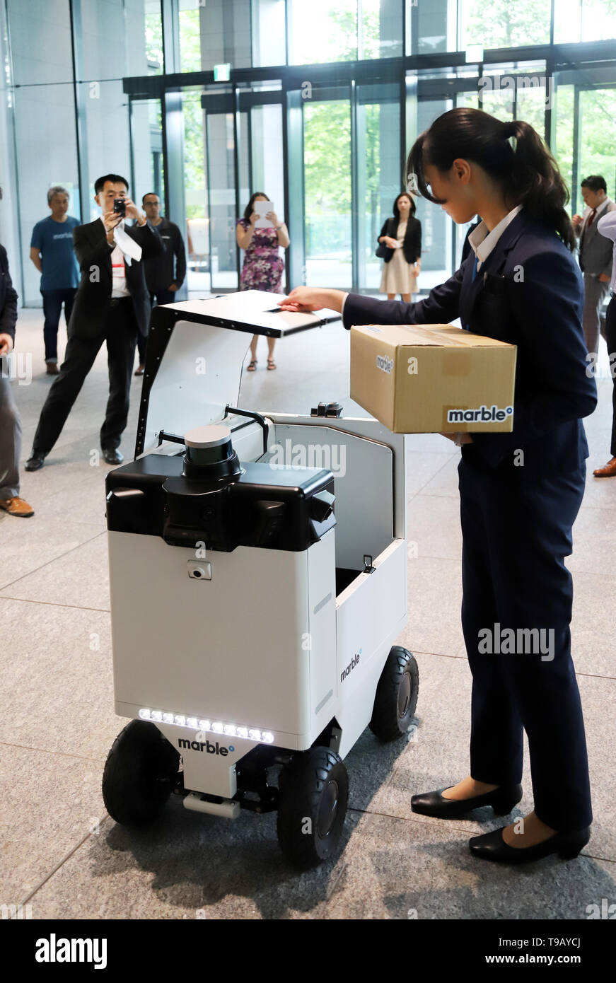 Tokyo, Japan. 17th May, 2019. Japan's Mitsubishi Estate US robotics venture Marble's delivery robot "Marble" which has LiDAR sensors and cameras to drive autonomously at the company's office buildings Tokyo's