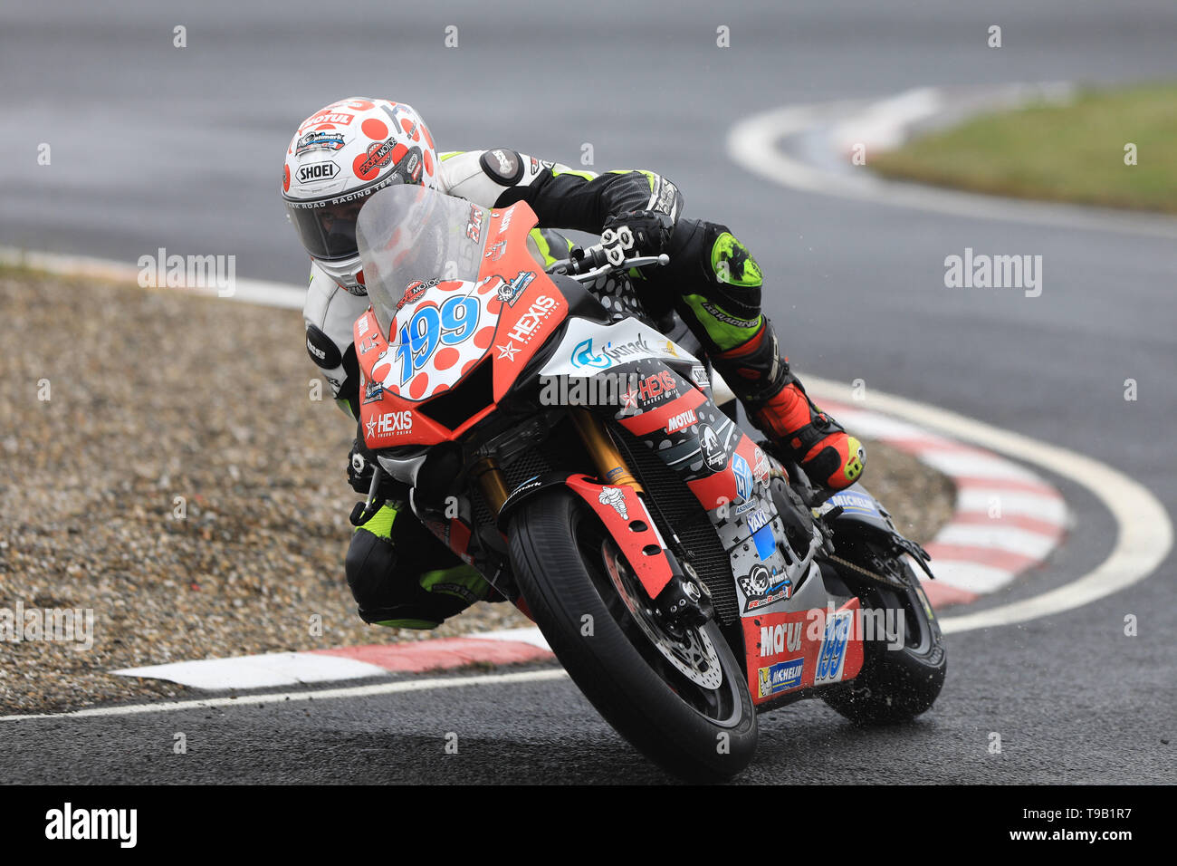 Optimark road racing hires stock photography and images Alamy