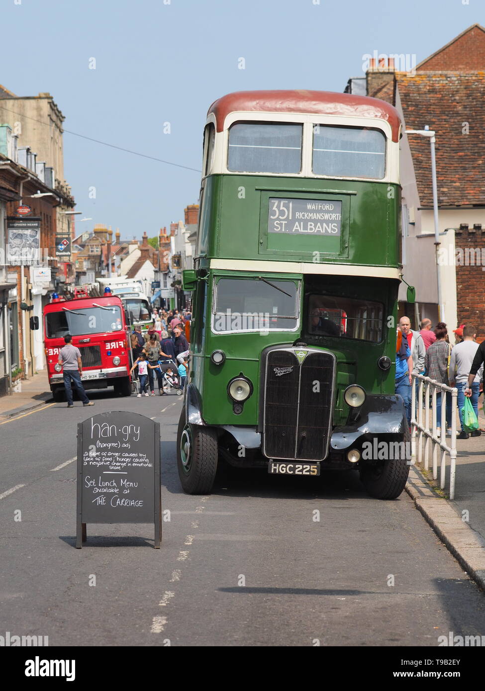 Faversham, Kent, UK. 18th May, 2019. 25th Faversham Transport Weekend: the first day of this annual transport festival show casing a range of vintage buses and commercial transport. A 1946 AEC Regent green double decker bus. Credit: James Bell/Alamy Live News Stock Photo