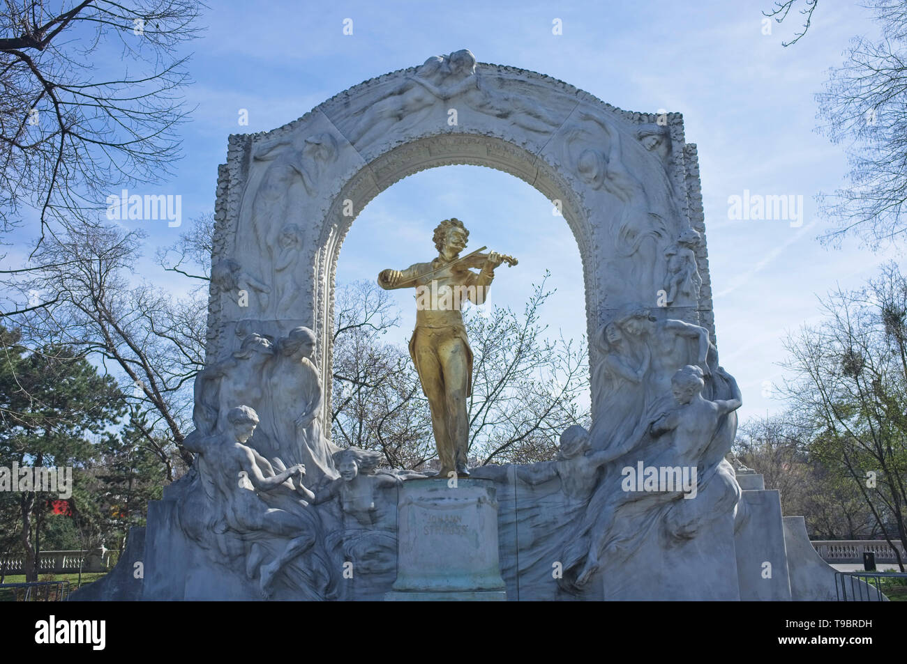 A statue of Johann Strauss in a park in Vienna Stock Photo