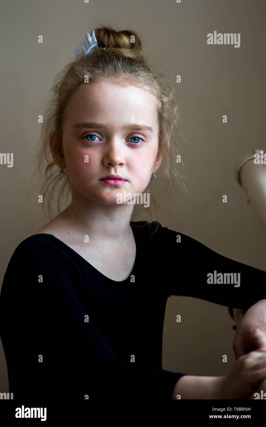 Portrait of a cute little girl in ballet class Stock Photo Alamy