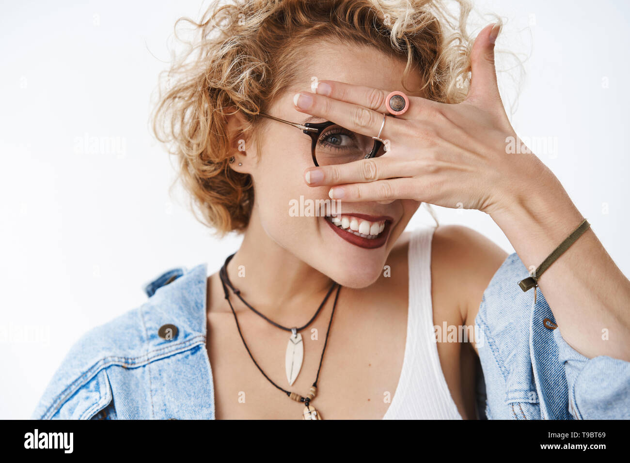 Peekaboo hairstyle hi-res stock photography and images - Alamy