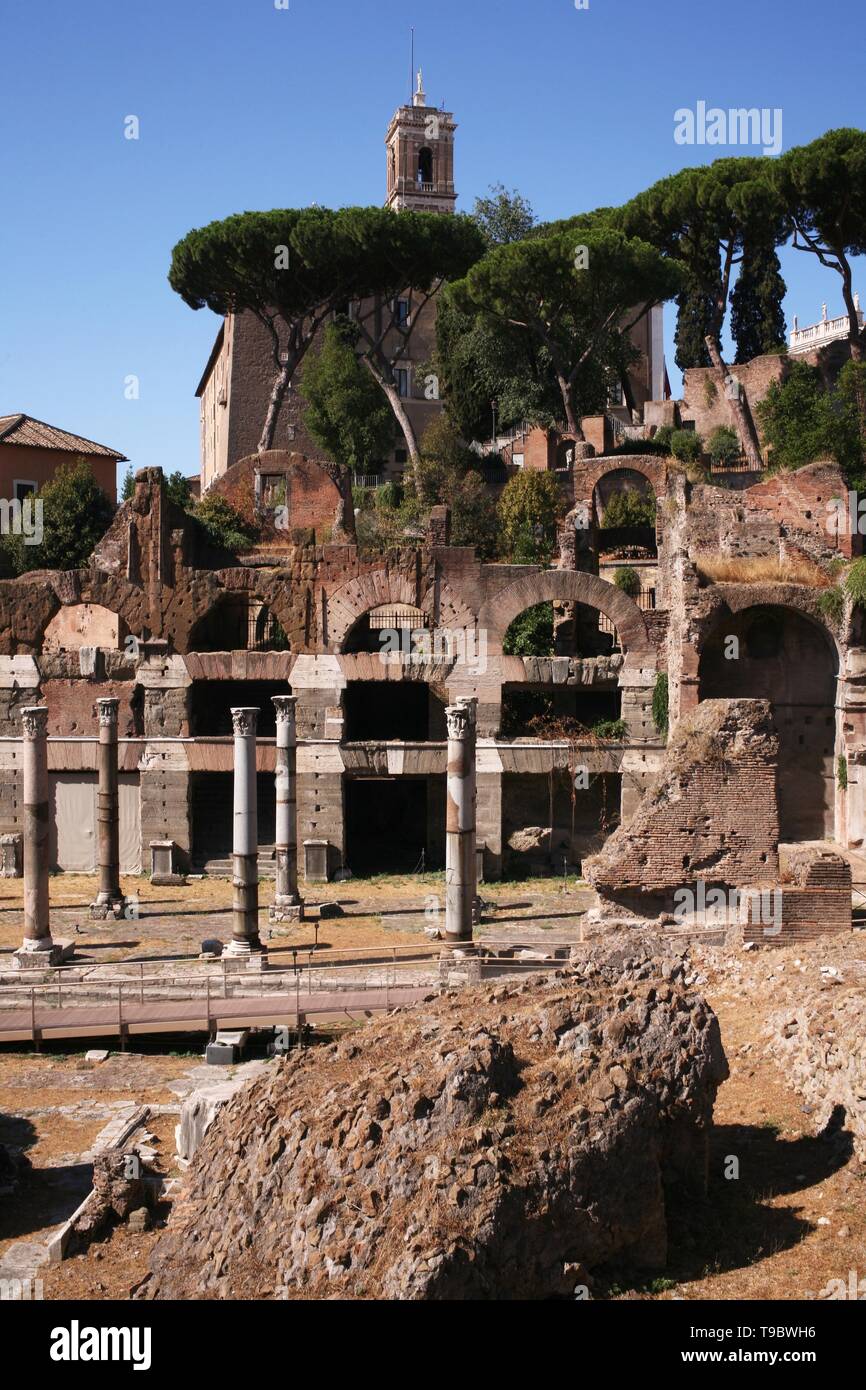 Ancient basilicas hi-res stock photography and images - Alamy