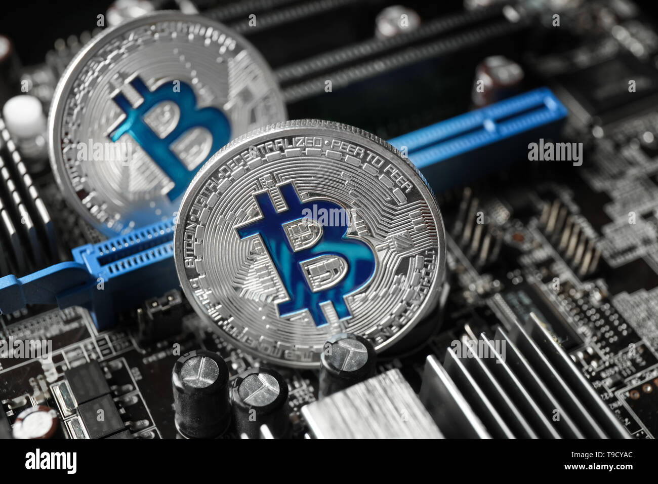 Bitcoins and circuit board hi-res stock photography and images - Alamy