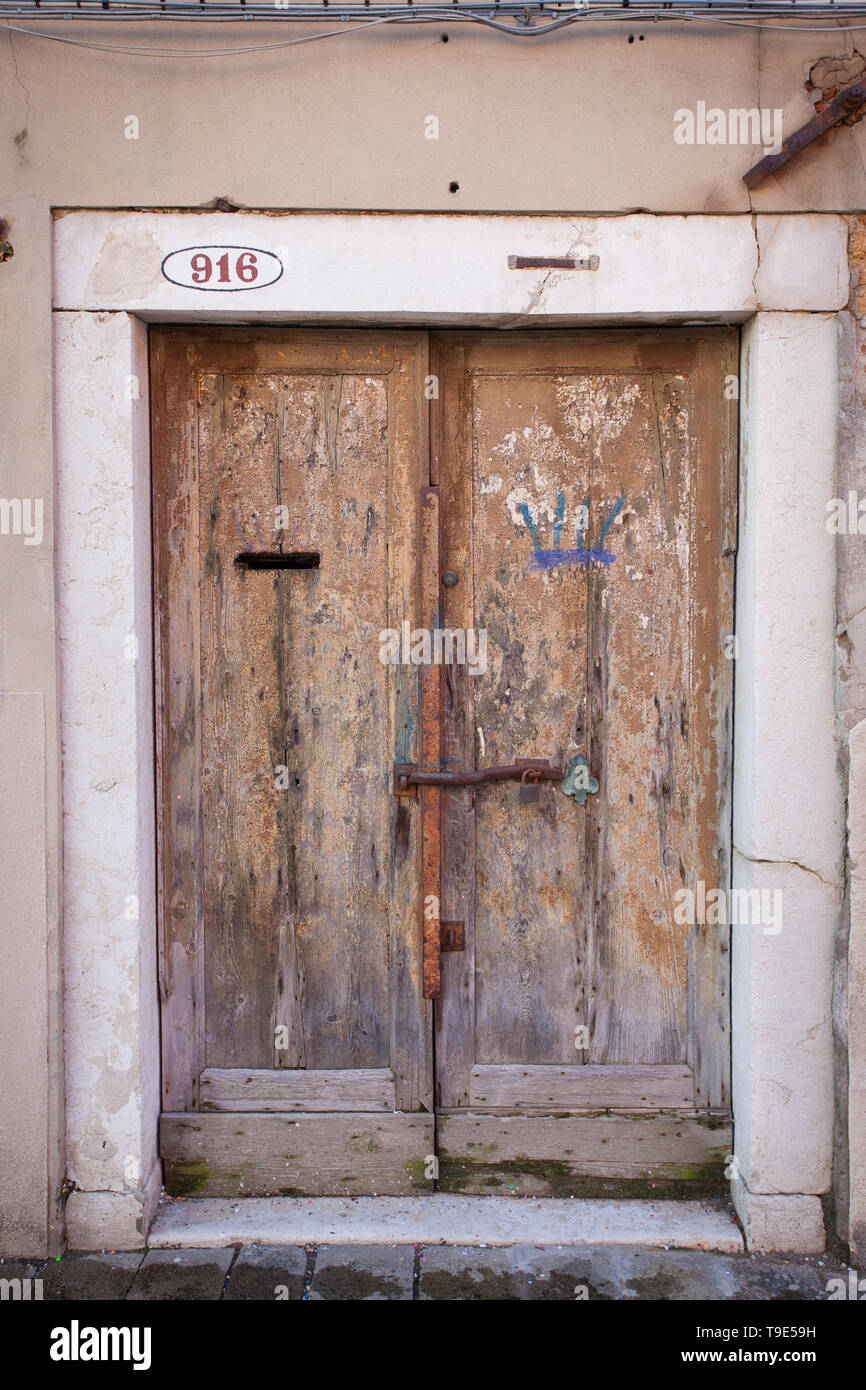 Double Doors High Resolution Stock Photography and Images - Alamy
