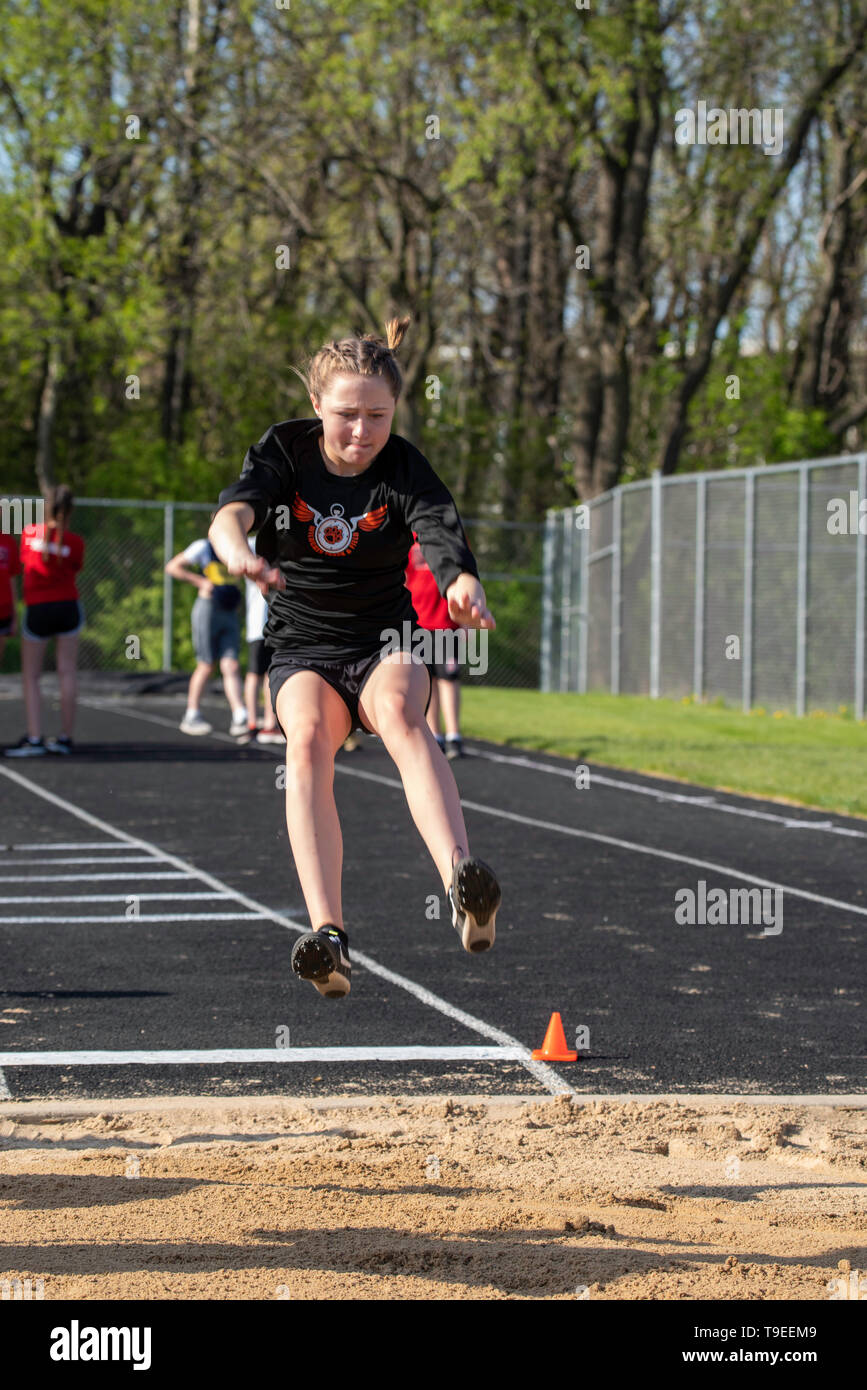 Junior high school girl track hi-res stock photography and images - Alamy