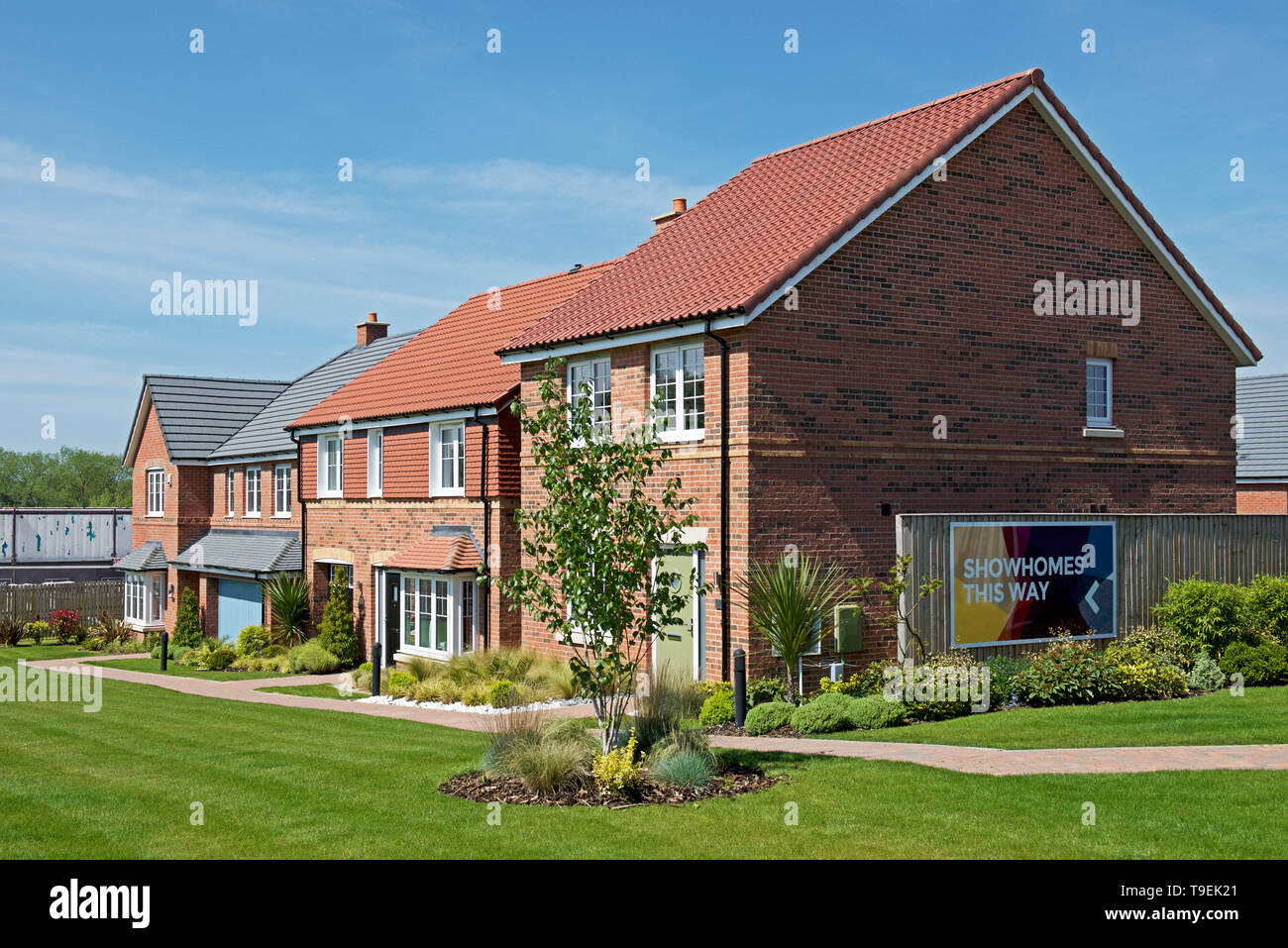 New build show home hires stock photography and images Alamy