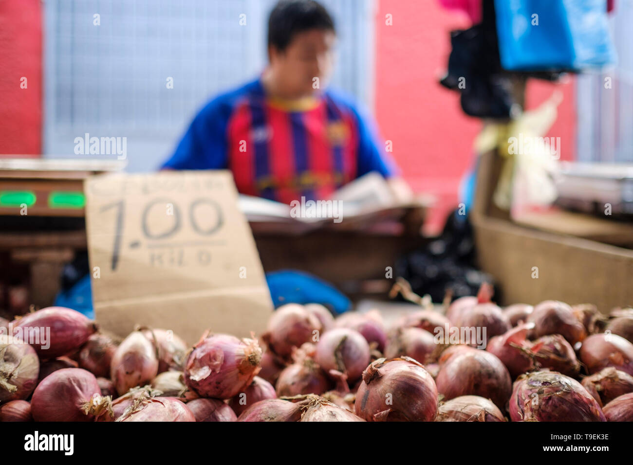 Live Onion Market