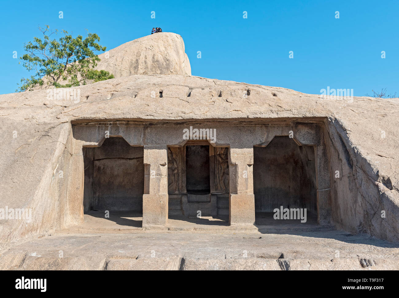 Kottikal Mandapa cave temple, Mahabalipuram (Mamallapuram), India Stock Photo