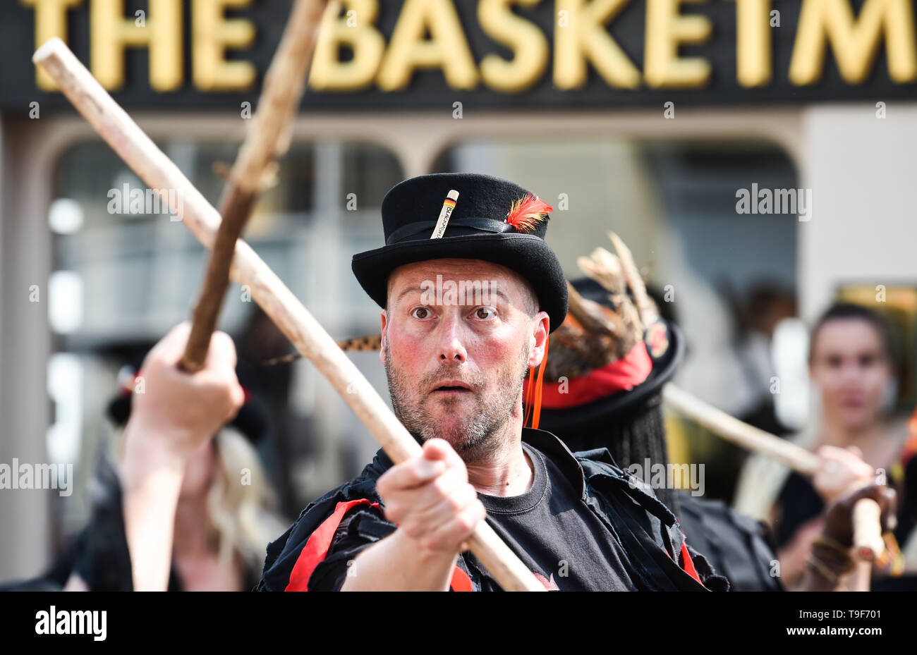 Brighton UK 18th May 2019 - Blackpowder Morris dancers from Lewes performing in the streets of Brighton today as part of the annual Brighton Day of Dance organised by Brighton Morris Men where they invite Morris groups from all over to join them in celebration . Credit : Simon Dack / Alamy Live News Stock Photo