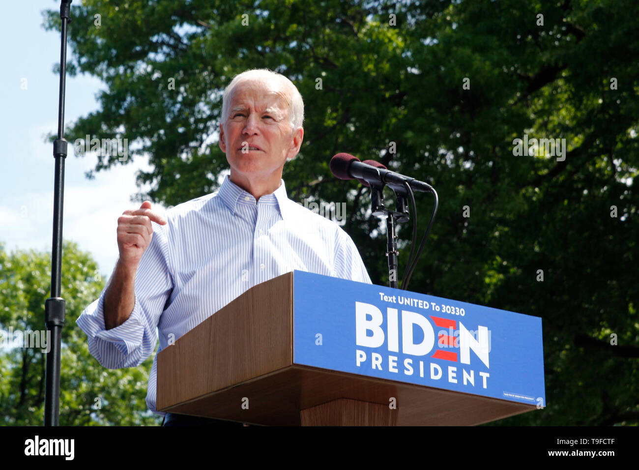 Philadelphia, PA, USA - May, 18, 2019: Former Vice President Joe Biden kicks off his campaign for the 2020 United States presidential election, at an outdoor rally on the Benjamin Franklin Parkway in Philadelphia, Pennsylvania. (Photo: Jana Shea) Stock Photo