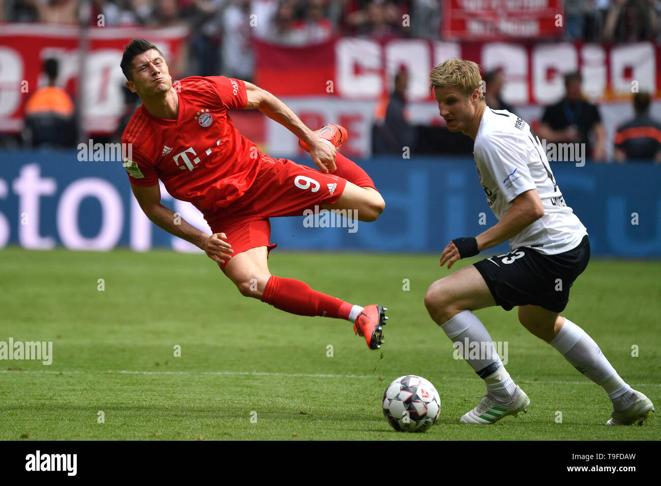 Martin Hinteregger Eintracht Frankfurt Action Duels Foul On Robert Lewandowski Bayern Munich 1 Bundesliga 34 Matchday