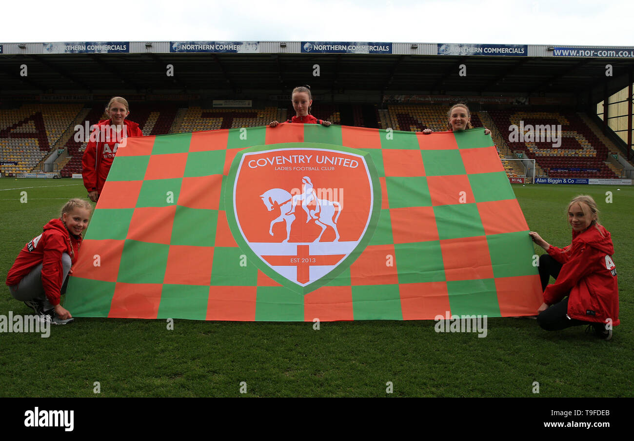 Northern Commercials Stadium, Bradford, UK. 18th May, 2019. FA Womens Premier League football final, Blackburn Rovers versus Coventry United; the Coventry team mascots display their team crest on the pitch prior to the match Credit: Action Plus Sports/Alamy Live News Stock Photo