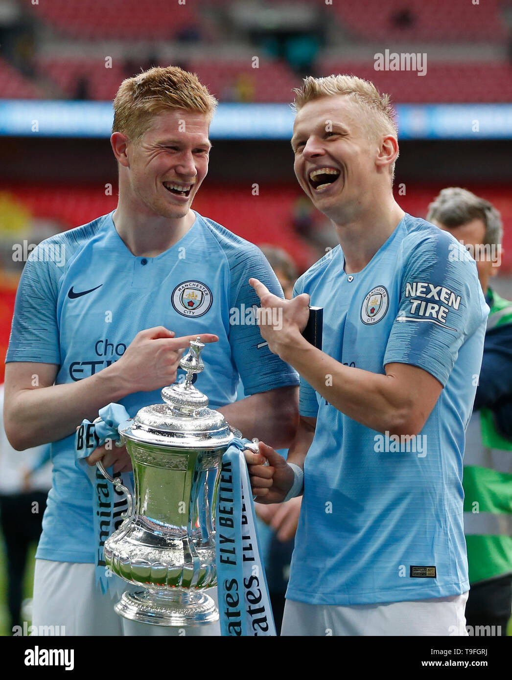 English premier league trophy hires stock photography and images Alamy