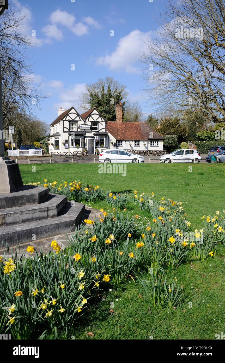 The Three Horseshoes Letchmore Heath Hertfordshire Stock Photo Alamy the-three-horseshoes-letchmore-heath-hertfordshire-stock-photo-alamy