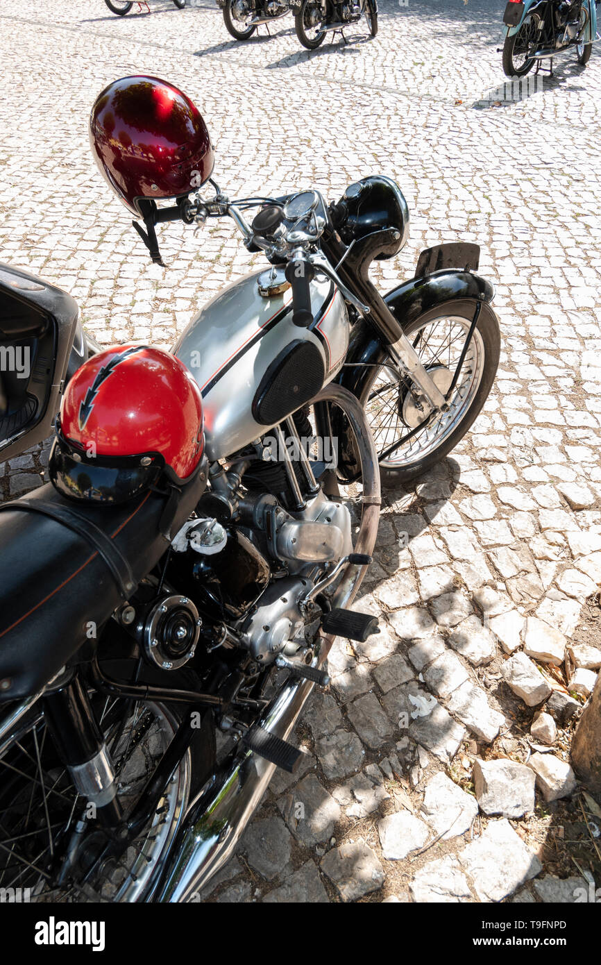 Rent Suzuki Intruder 250cc Motorbikes in Corfu