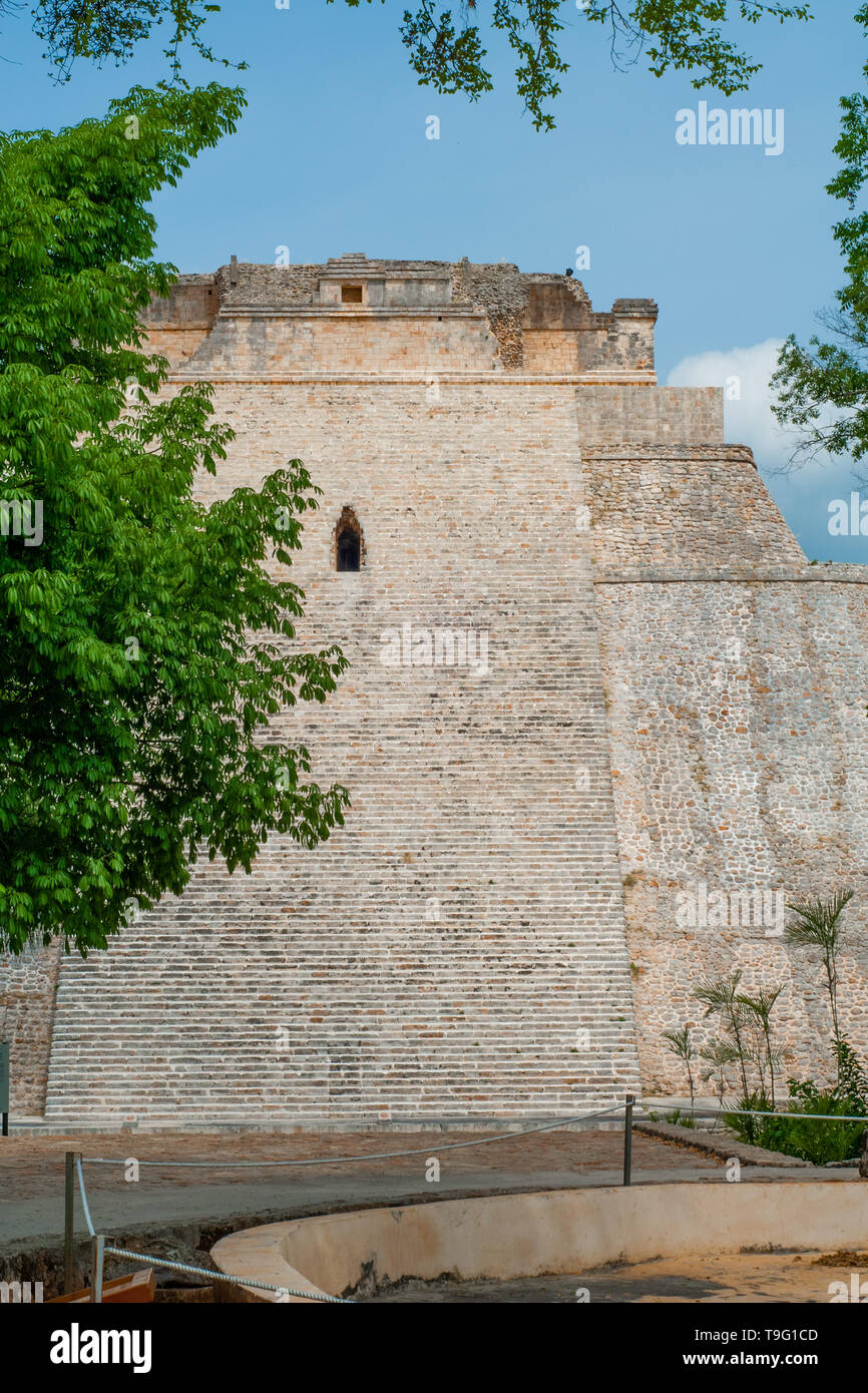 Mayan Pyramid, of the archaeological area of Ek Balam, on the Yucatan peninsula Stock Photo