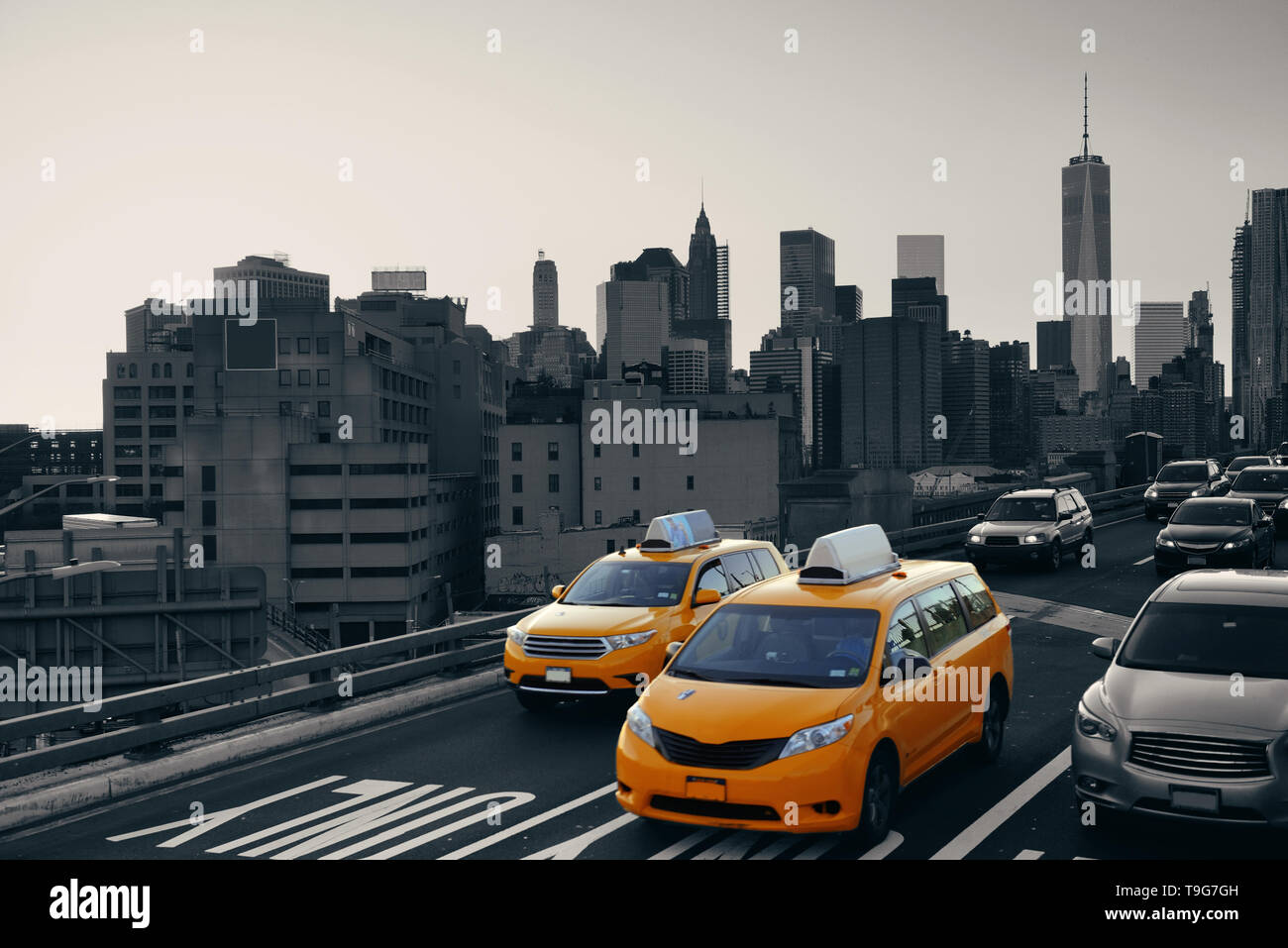 Rush hour traffic in downtown Manhattan in New York City Stock Photo ...