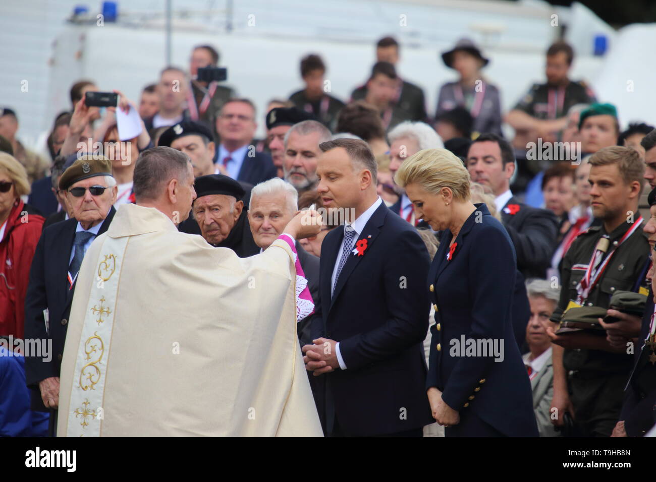 Cassino, Italy - May 18, 2019: Polish President Andrzej Duda and his wife participate in the cerminia for the 75th anniversary of the Battle of Montecassino in the Polish military cemetery Stock Photo