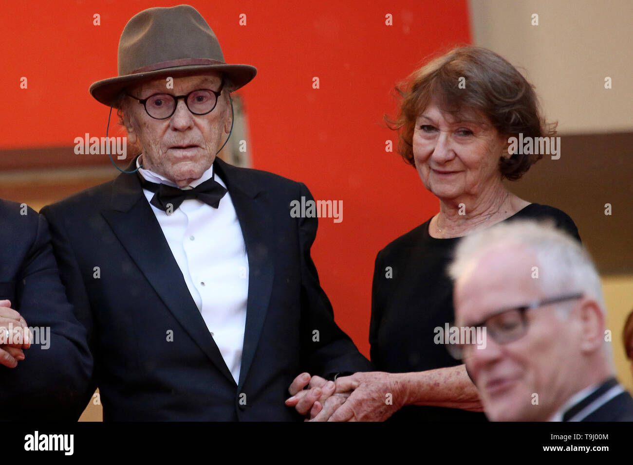 Cannes, France. 18th May, 2019. Jean-Louis Trintignant and his wife  Marianne Hoepfner attending the 'Les plus belles années d'une vie / The  Best Years of a Life' premiere during the 72nd Cannes