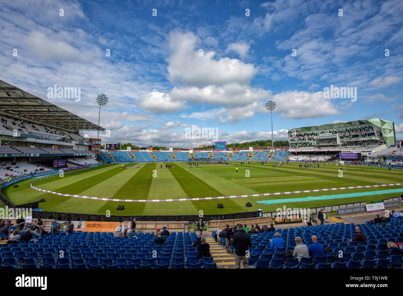 Leeds, UK. 19th May, 2019. A general view of Headingley during the 5th Royal London One Day International match between England and Pakistan at Emerald Headingley Stadium, Leeds on Sunday 19th May 2019. Credit: MI News & Sport /Alamy Live News Stock Photo