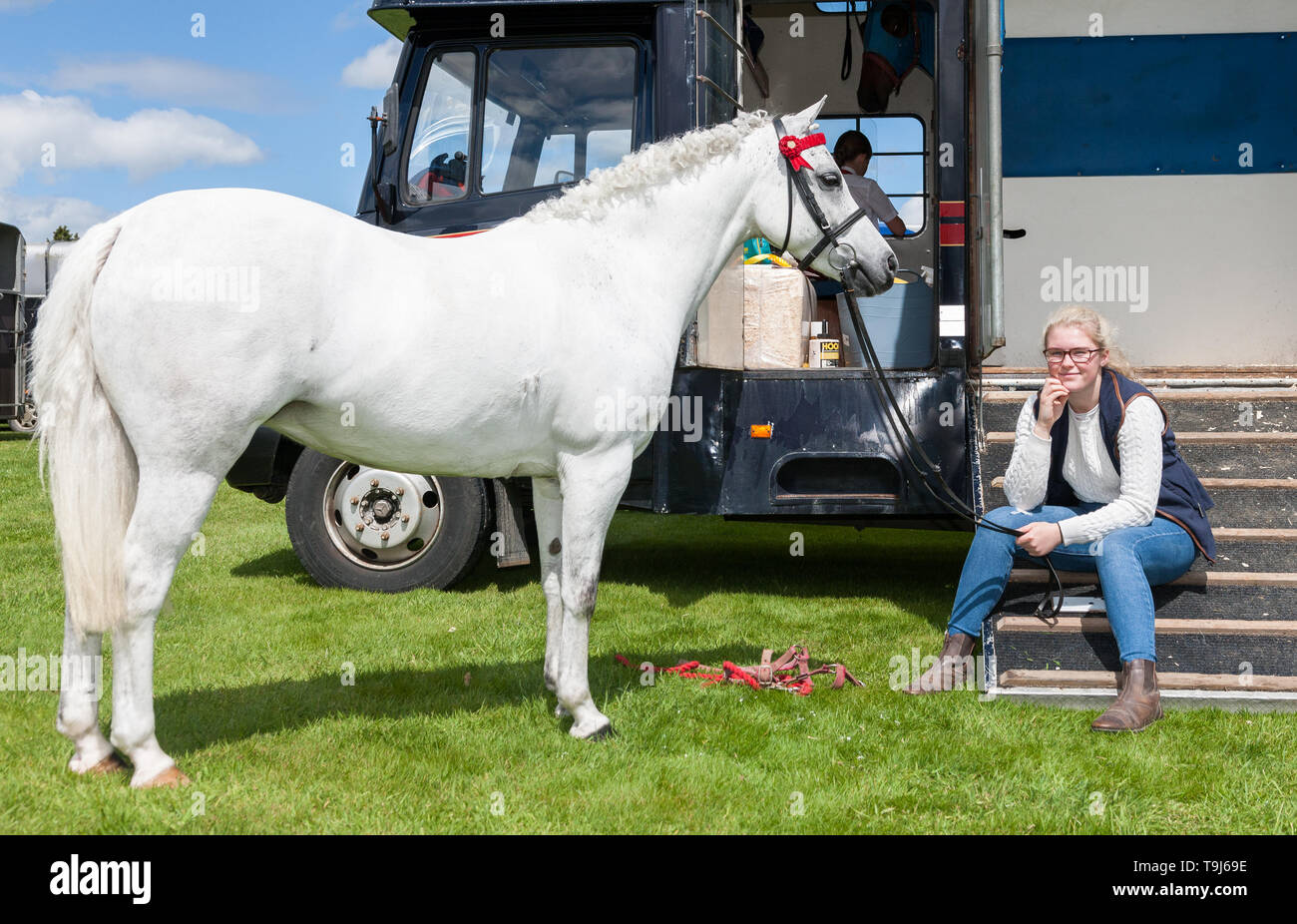 Bandon, Cork, Ireland. 19th May, 2019. Deirdre Burchill from Castlehaven with her show pony Silver at the agricultural show that was held in Bandon, Co. Cork, Ireland. Credit: David Creedon/Alamy Live News Stock Photo