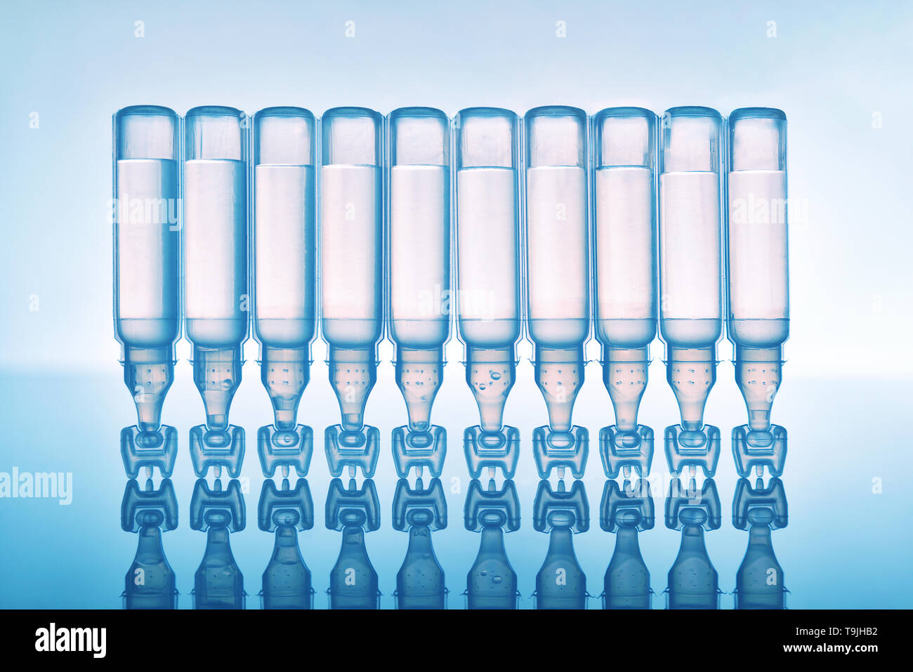 Artificial tears eye drops encapsulated in plastic pipettes and