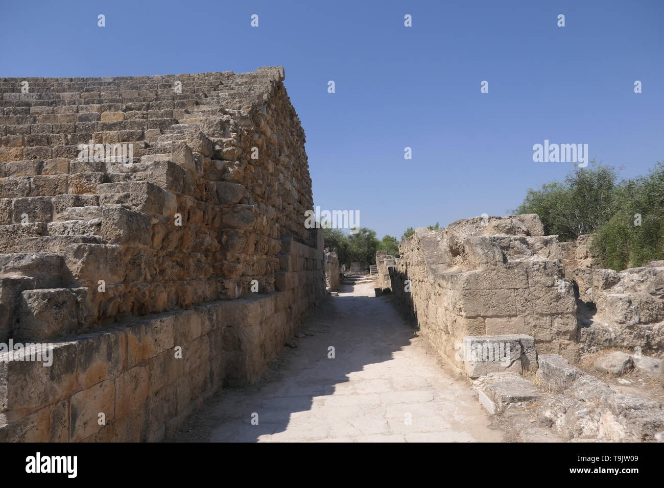 Ancient roman ruins salamis hi-res stock photography and images - Alamy