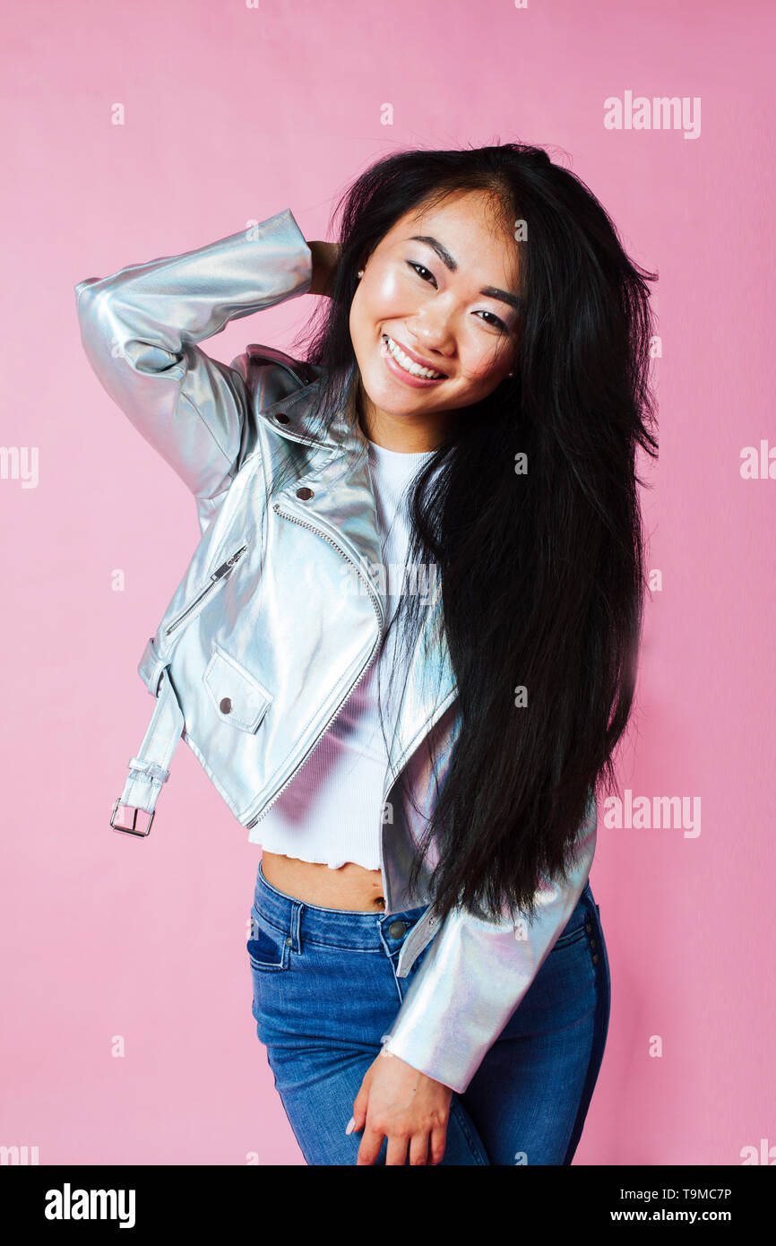 740 Koleksi Jaket Model Korea Modern HD Terbaik