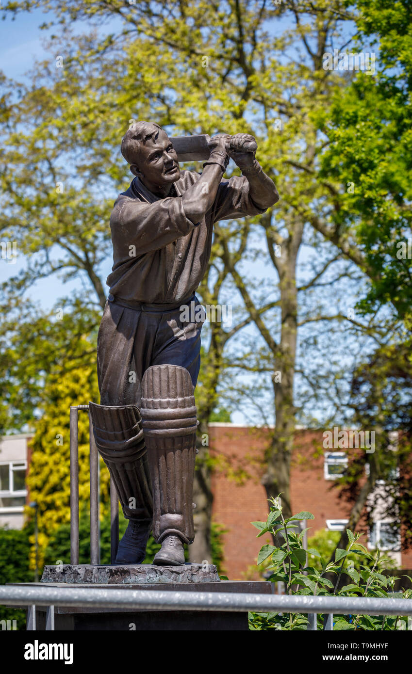 Bats of famous cricketers hires stock photography and images Alamy