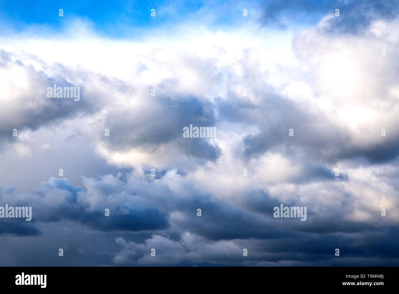 Clouds running heaven hi-res stock photography and images - Alamy