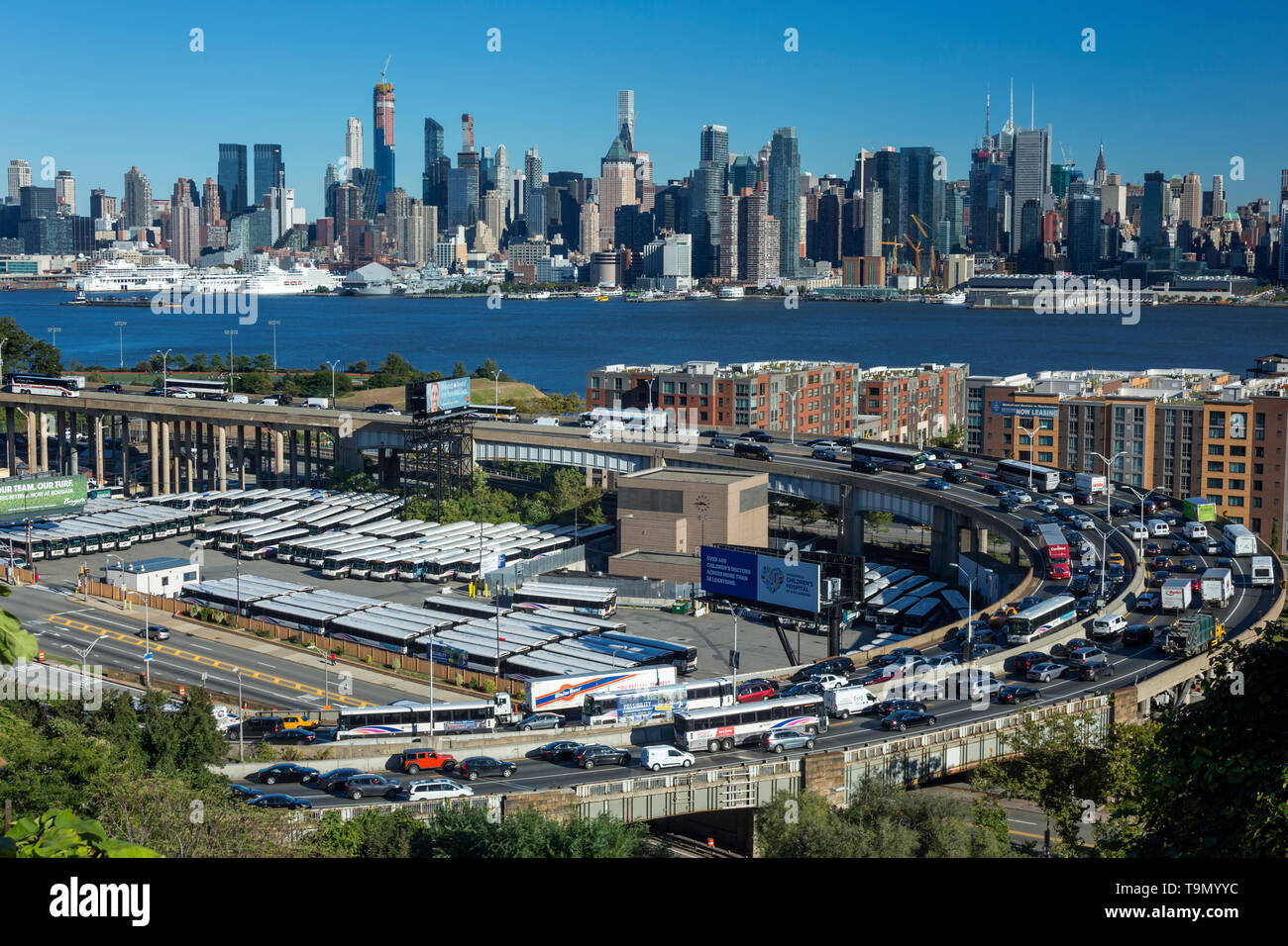 LINCOLN TUNNEL ENTRANCE RAMP WEEHAWKEN NEW JERSEY WITH MANHATTAN