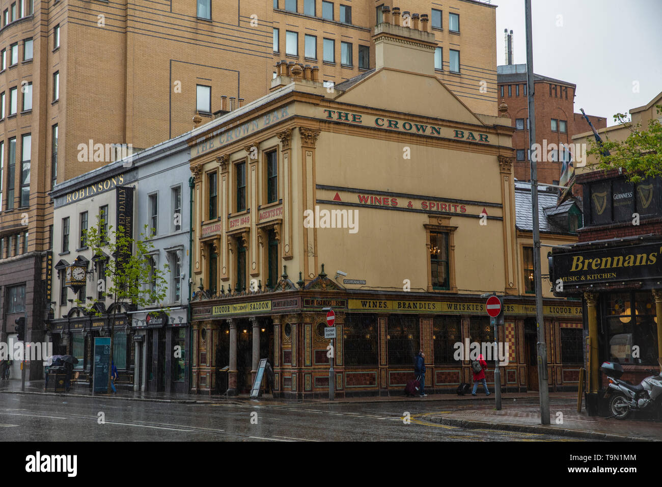 Belfast city centre pub hires stock photography and images Alamy