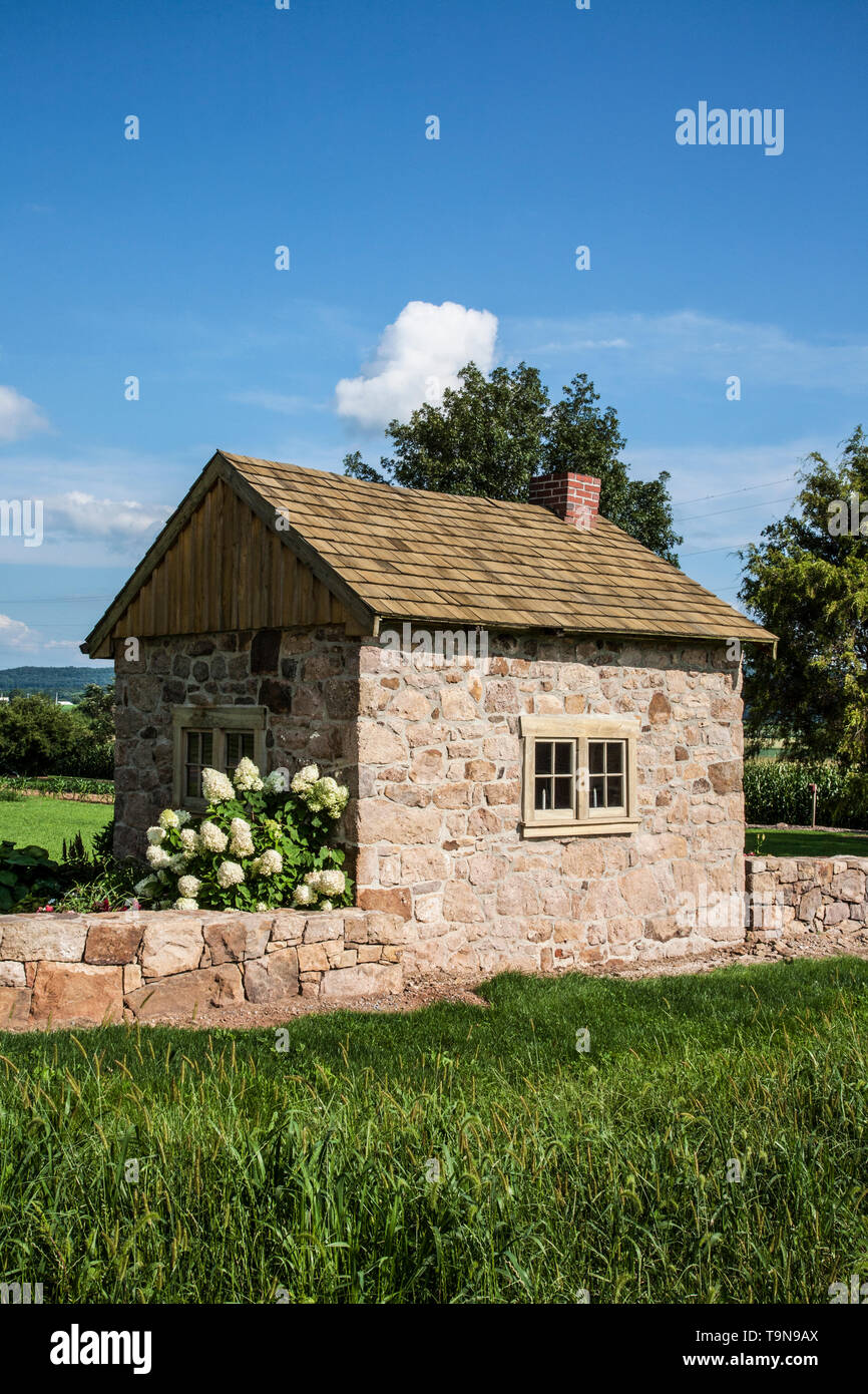 Stone Cottage And Hydrangea, Lancaster County, Pennsylvania, USA, FS 12