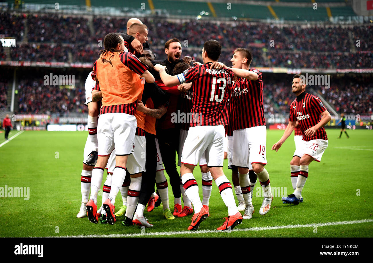 Milan Italy 19th May 2019 Players Of Ac Milan Celebrate A Goal During A Serie A Soccer Match Between Ac Milan And Frosinone In Milan Italy May 19 2019 Ac Milan Won