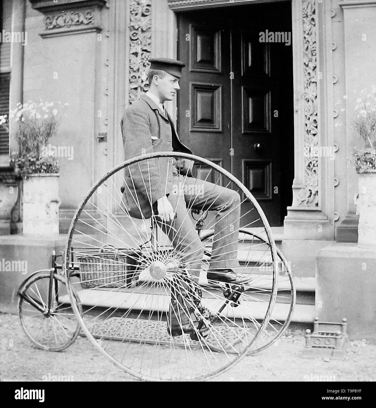 Old man with bicycle Black and White Stock Photos & Images Alamy