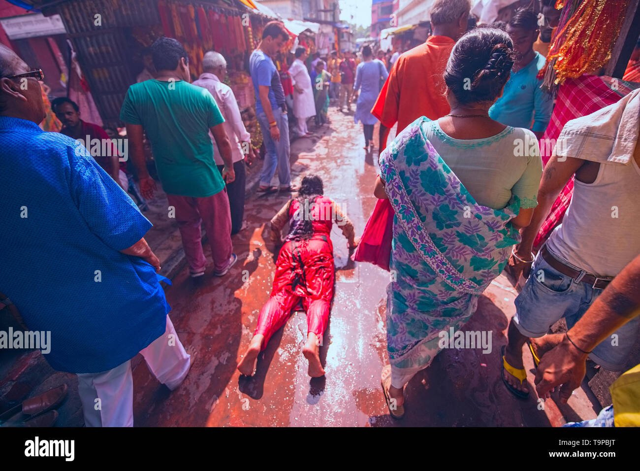 Kalighat kali temple hires stock photography and images Alamy