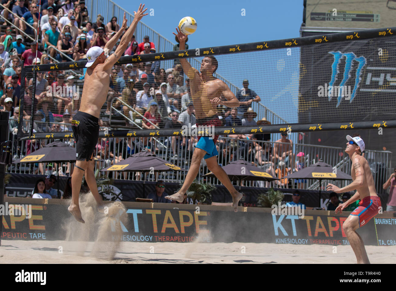 Trevor Crabb hits a cut shot during semifinal action at the AVP Huntington Beach Open on 5 May 2019. (J. Geldermann/Alamy Live News) Stock Photo
