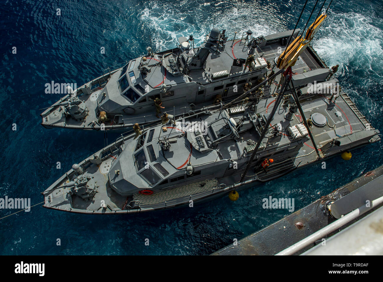Military sealift command maritime prepositioning force container hi-res ...