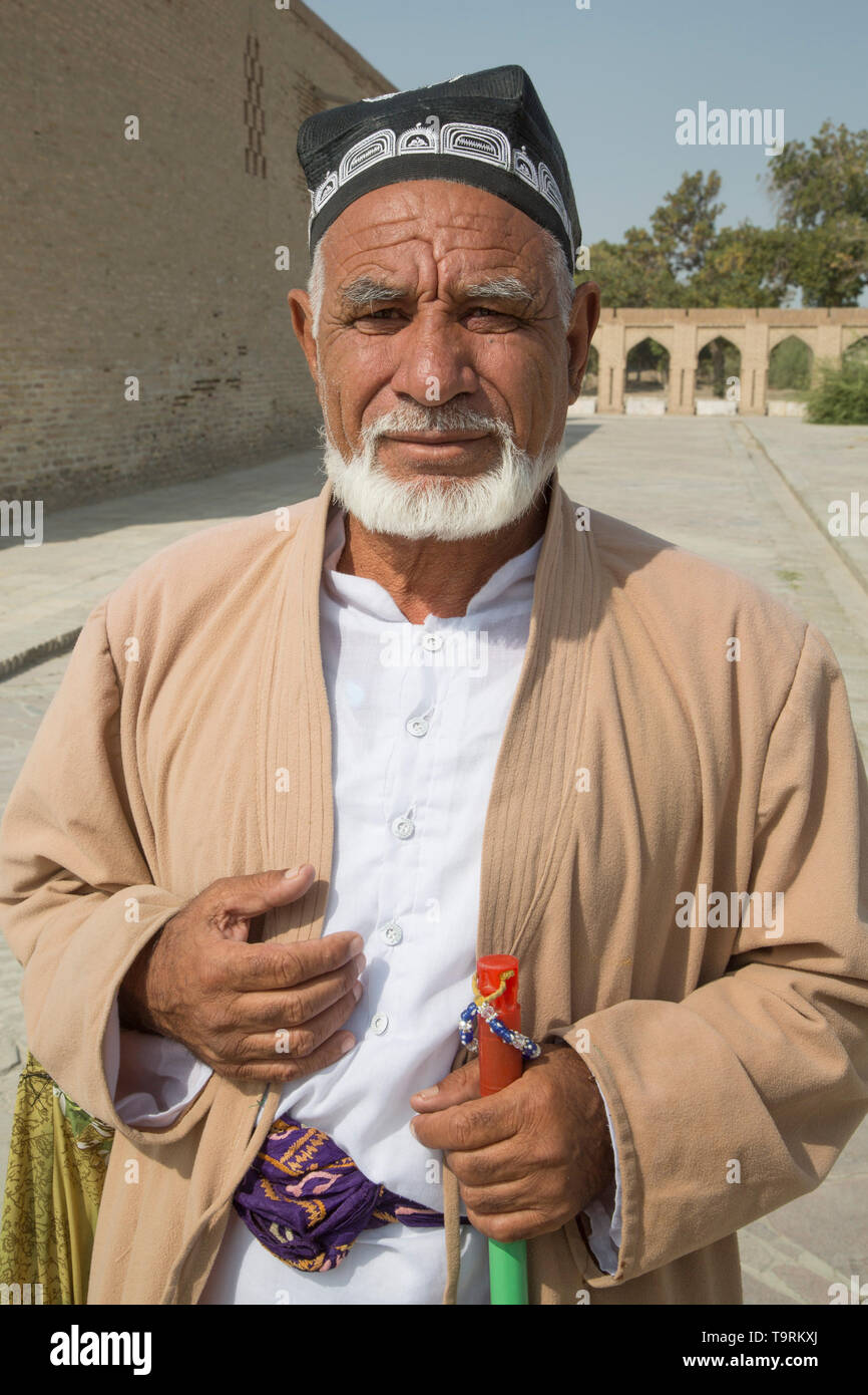 Uzbek doppi hi-res stock photography and images - Alamy