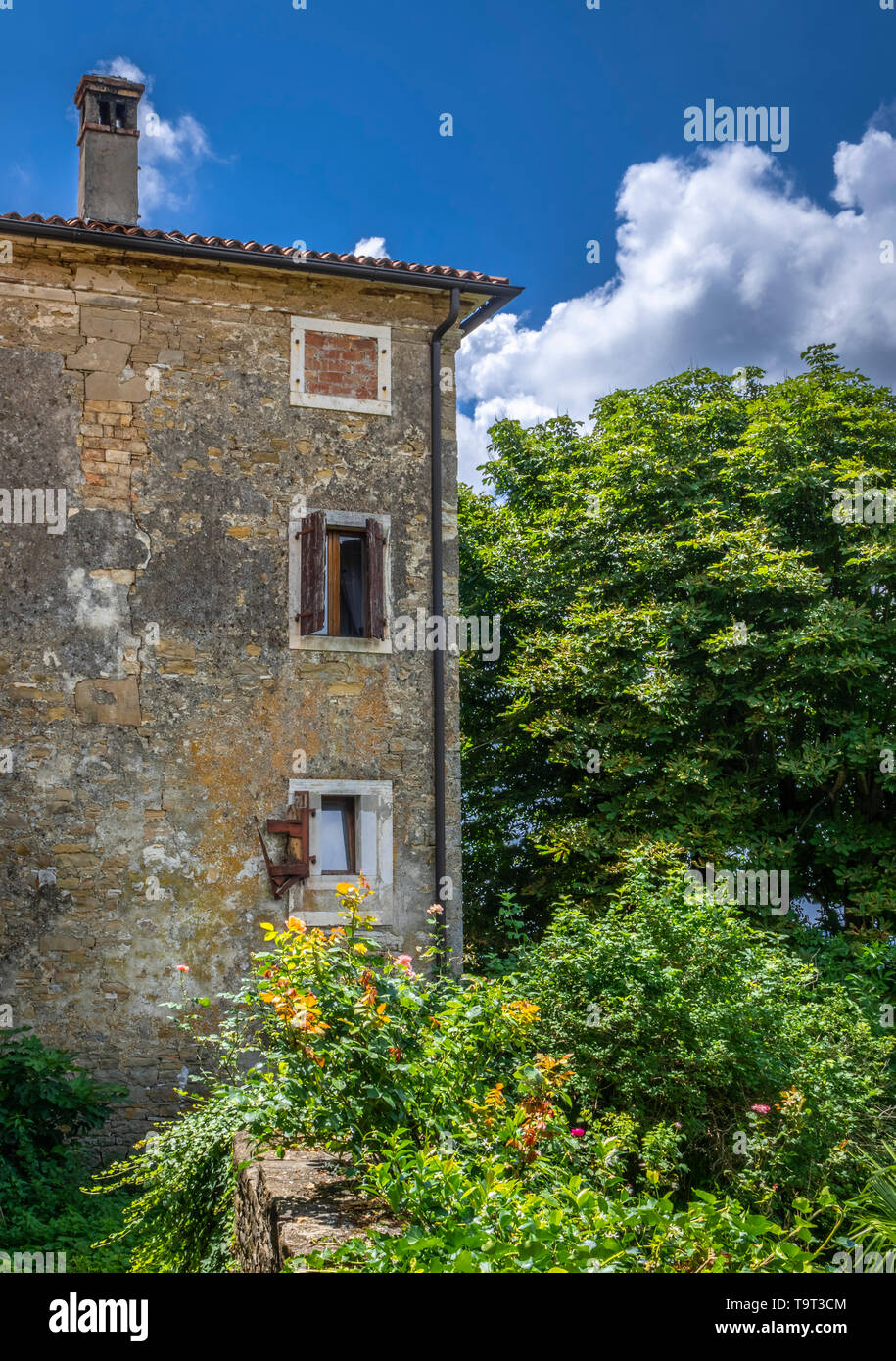 Artist's place and mountain village of Groznjan, Istrien, Croatia, Europe, Künstlerort und Bergdorf Groznjan, Kroatien, Europa Stock Photo