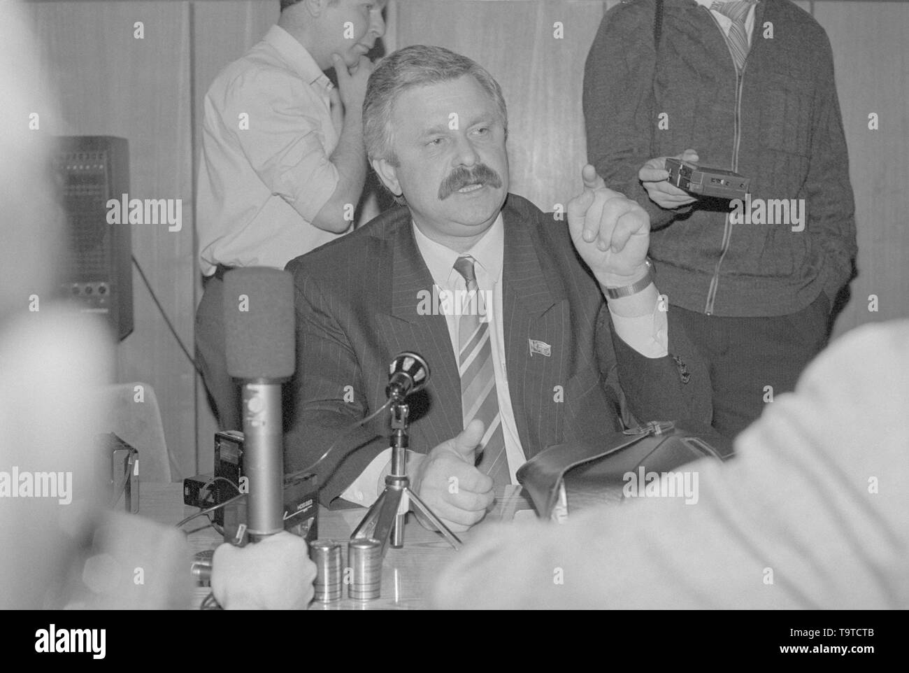 Moscow, Russia - March 28, 1991: People's deputy of the Russian SFSR Alexander Vladimirovich Rutskoy gives press conference at 3d extraordinary Congress of people's deputies of russian RSFSR. Stock Photo