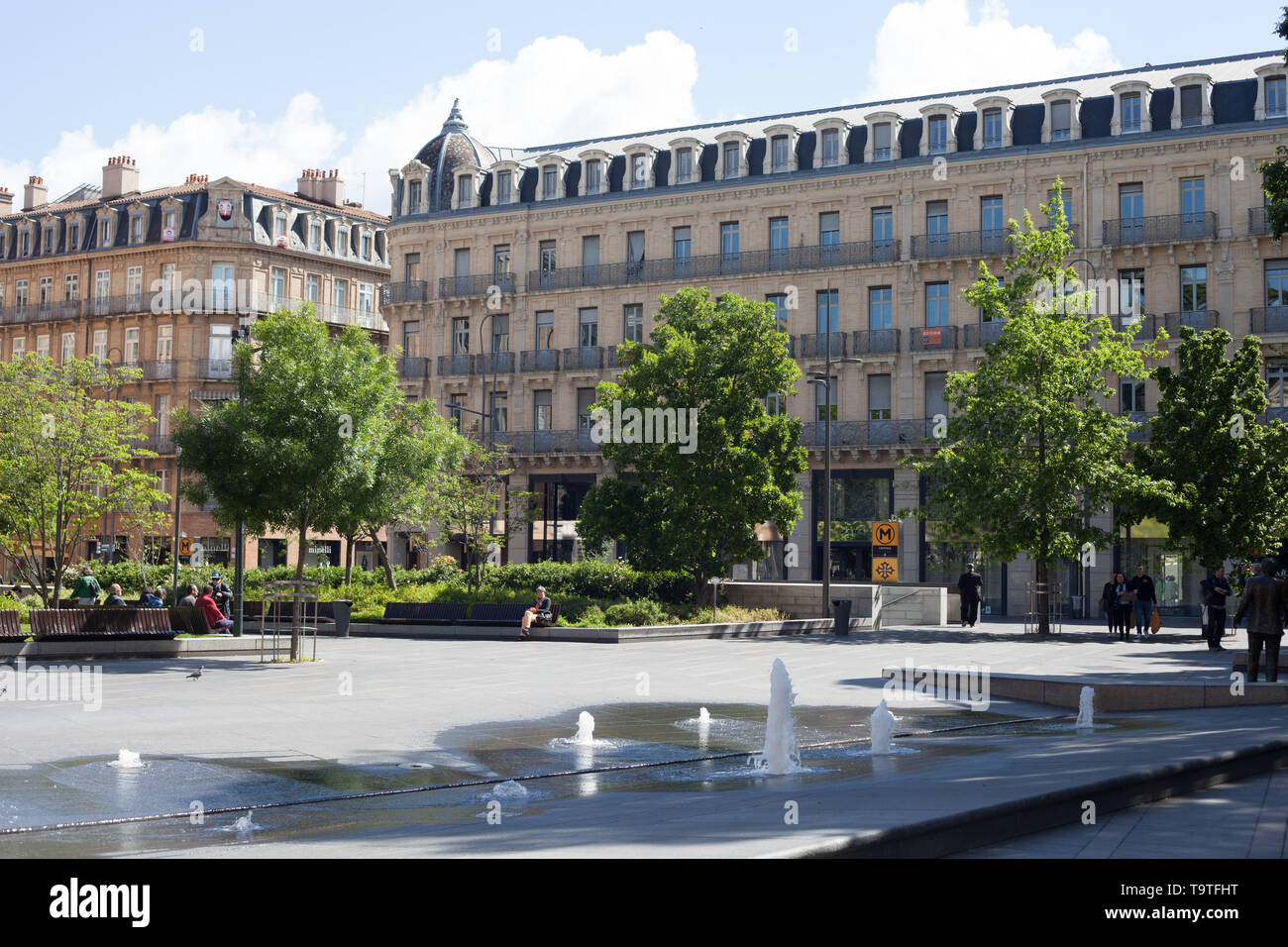 Charles de gaulle square hi-res stock photography and images - Alamy