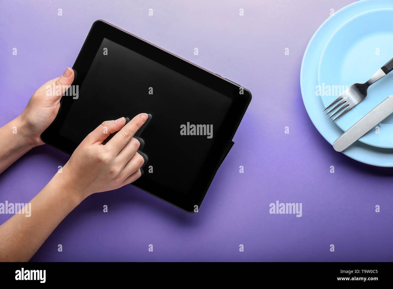 Menu tablet on table hi-res stock photography and images - Alamy