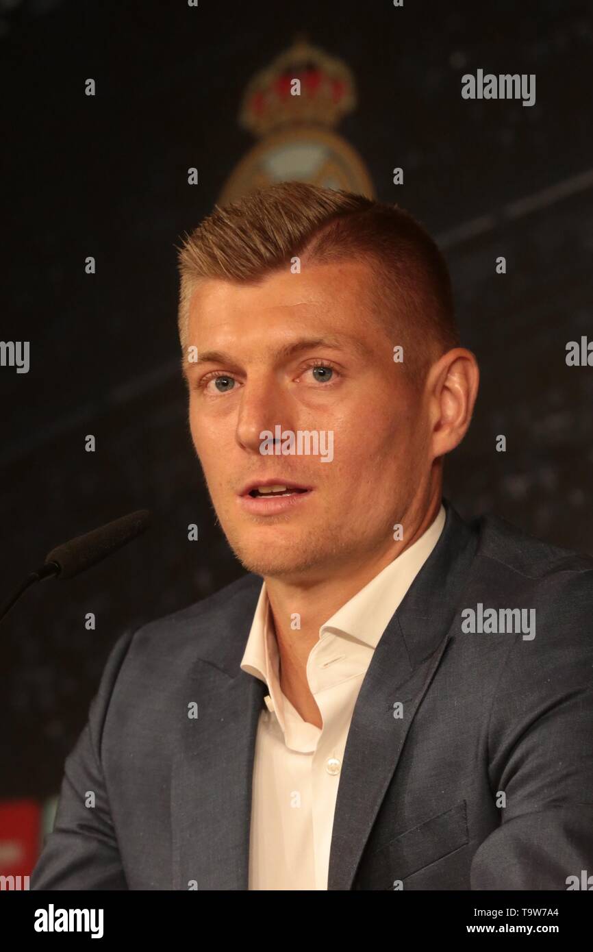 Madrid, Spain. 20th May, 2019. Madrid, Spain; 20/05/2019. Ress conference Real Madrid CF and Toni Kroos have agreed to extend the player's contract, which remains linked to the club until June 30, 2023. And Emilio Butragueño. Santiago Bernabeu stadium. Credit: Juan Carlos Rojas/Picture Alliance | usage worldwide/dpa/Alamy Live News Stock Photo