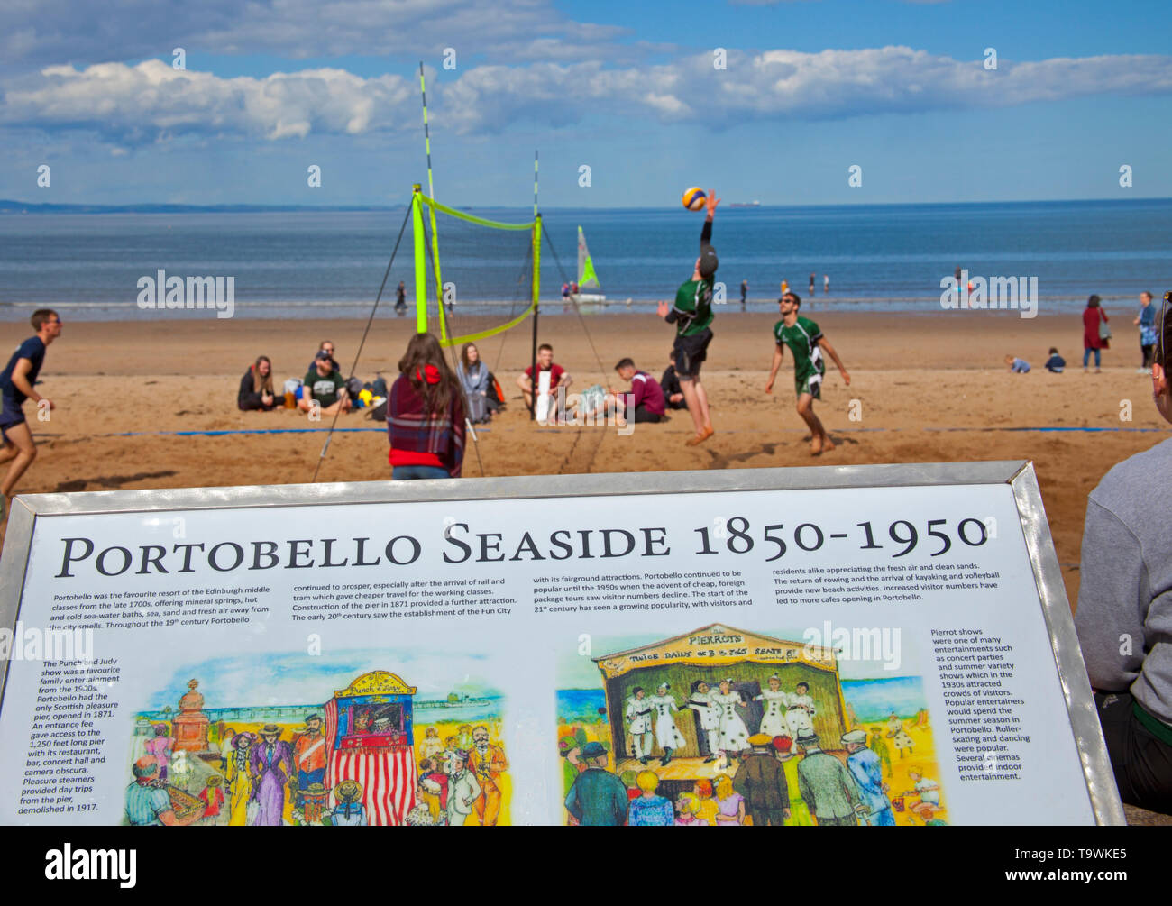 Portobello Beach, volleyball sport, Edinburgh, Scotland, UK Stock Photo Alamy