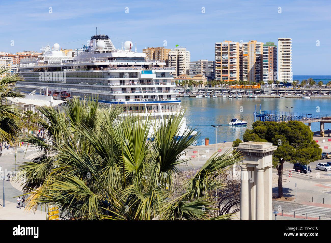 Viking cruise hires stock photography and images Alamy
