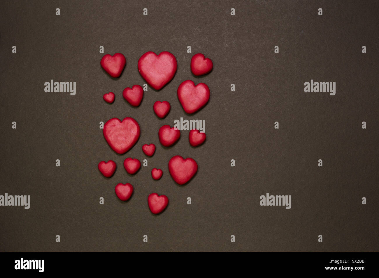 Cartoon red love hearts hi-res stock photography and images - Alamy